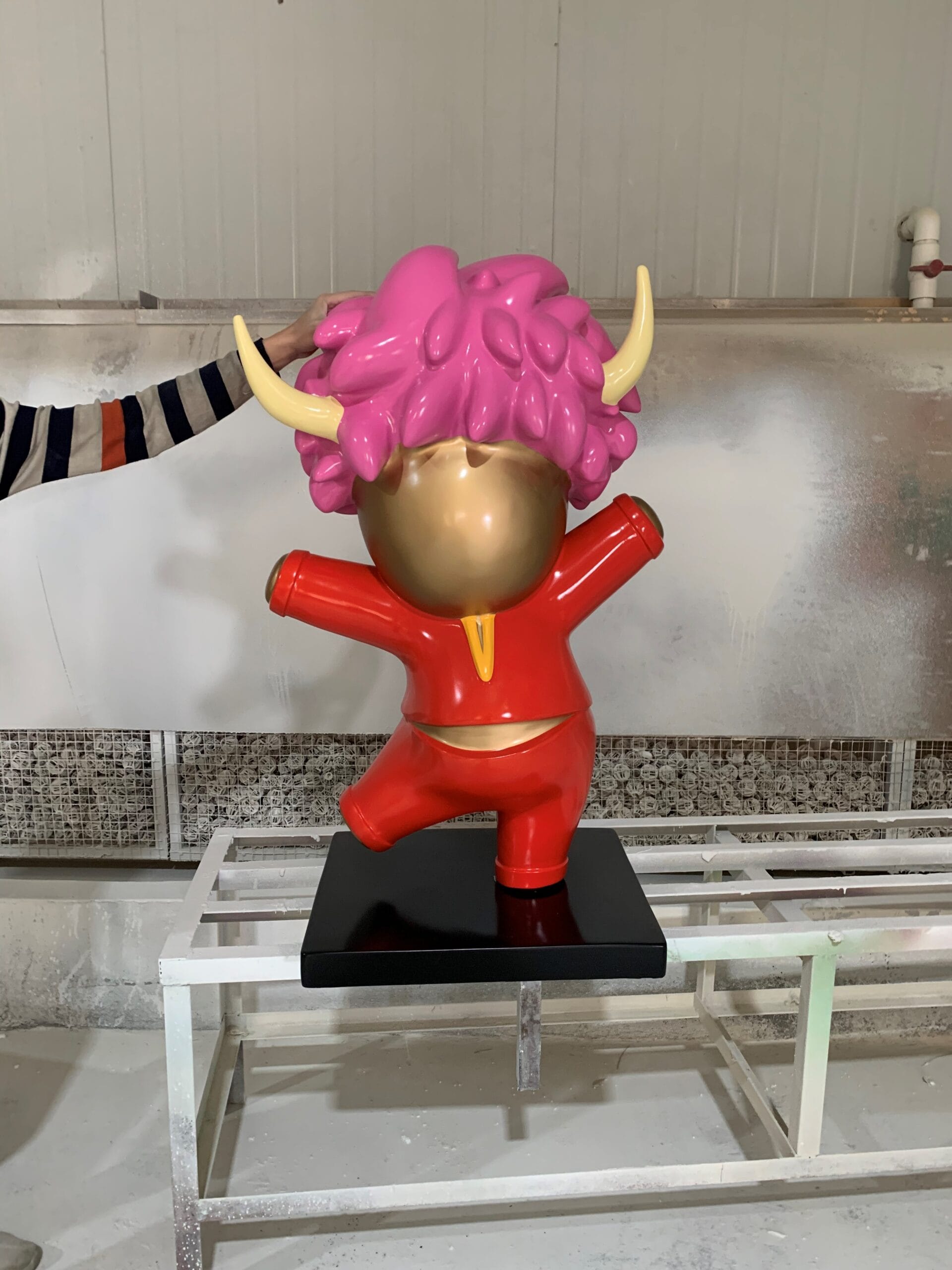 Eco-Friendly Sculptures Sustainable Sculpture Materials Green Fiberglass Art Custom Green Sculptures Recycled Materials in Art